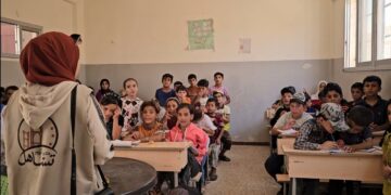 مبادرة تعليمية في دير الزور تعيد الأمل لمئات الأطفال