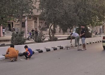 Youth in Deir Ezzor Launch Volunteer Initiative to Beautify Al-Bousrayya Street