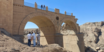 Reconstruction of “Al-Boujamaa Bridge” Begins West of Deir Ezzor