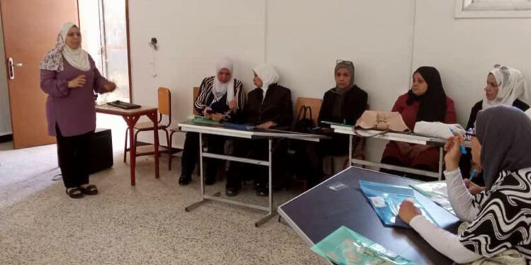 دورة تدريبية لتعزيز الصحة المدرسية في دير الزور