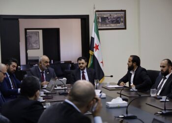 تشكيل مجموعة عمل لتحسين خدمات الاتصالات في دير الزور