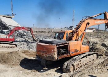 Maintenance and rehabilitation work begins on Al-Rashid Bridge in Raqqa to put it back into service
