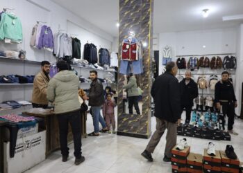 Raqqa Trade Directorate organizes 18 supply violation notes in clothing and shoe markets before Eid al-Fitr