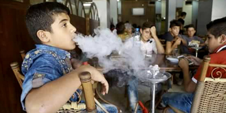 Campaign in Deir Ezzor to control the serving of hookahs to minors and closure due to violations