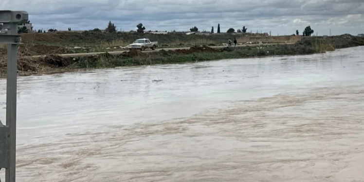 فيضان نهر البليخ يغمر آلاف الدونمات الزراعية شمالي الرقة