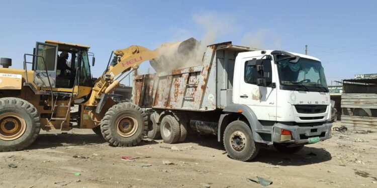 إزالة مكبات النفايات العشوائية في الرقة ضمن خطة لتحسين الواقع البيئي