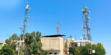 Activating free internet points in a number of government departments in Deir Ezzor
