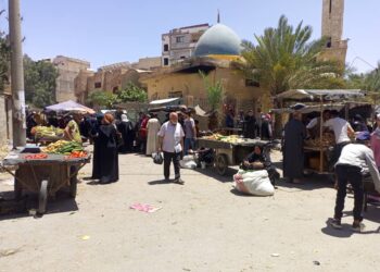 شكاوى من تردي الواقع الخدمي في محيط “سوق الكوخ” بدير الزور