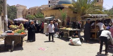 شكاوى من تردي الواقع الخدمي في محيط “سوق الكوخ” بدير الزور