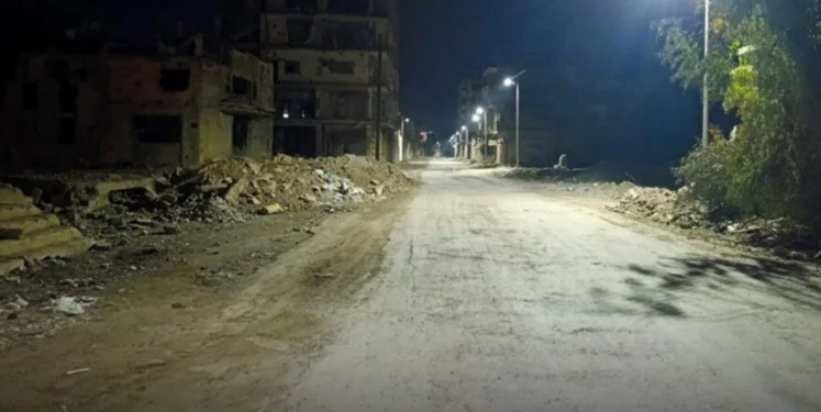 إعادة التيار الكهربائي إلى حيّي الحميدية وخسارات في دير الزور بعد انقطاع دام 9 سنوات