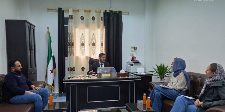 Meeting in Deir Ezzor to promote medical projects and expand international partnerships