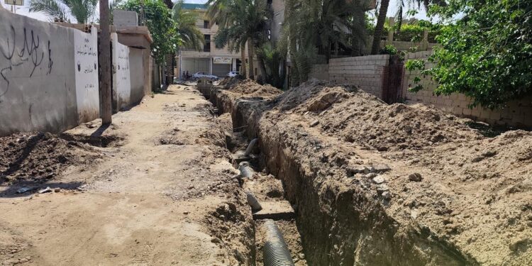 مشروع لتأهيل شبكات الصرف الصحي في القورية ومحكان