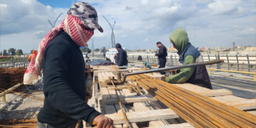 تقدم متسارع في إعادة تأهيل جسر الرقة واقتراب إنجاز الركيزة المتضررة