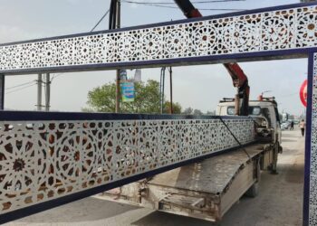 Maintaining and raising the height-measuring arch at Al-Mansour Bridge in Raqqa to reduce damage