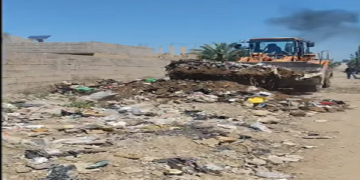 حملة مكثفة لإزالة المكبات العشوائية في الميادين وسط دعوات للتعاون الشعبي