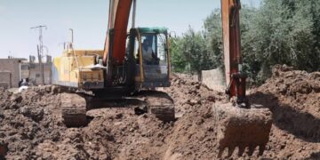 أعمال صيانة متواصلة لشبكة المياه في البحرة بريف دير الزور لتحسين الخدمة