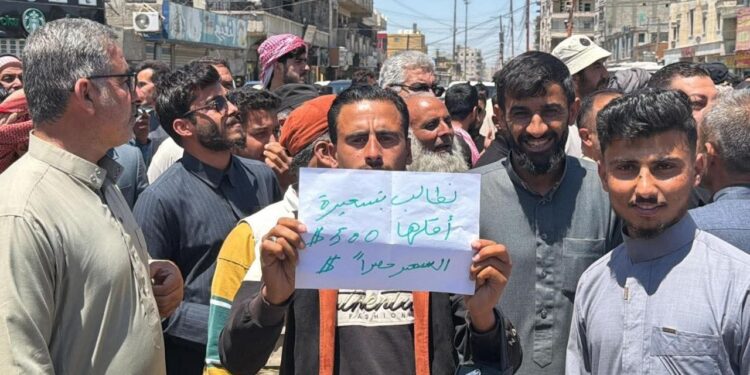 احتجاجات واسعة في دير الزور والرقة رفضاً لتسعيرة القمح