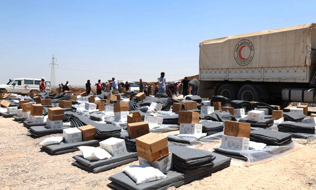 الهلال الأحمر العربي السوري يوزّع مساعدات على 587 أسرة متضررة من فيضان الفرات في الرقة