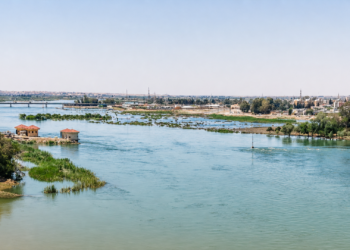فيضانات الفرات تُلحق أضراراً بـ2000 دونم زراعي وتُخرج 120 محرك ري عن الخدمة في الرقة