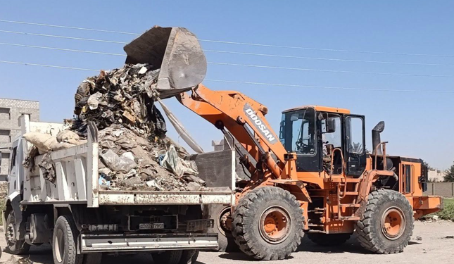 مجلس مدينة الميادين يواصل حملات النظافة في الأحياء