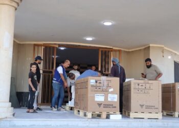 تزويد مركز غسيل الكلى في البوكمال بأجهزة جديدة