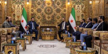 رئيس الهيئة المركزية للرقابة والتفتيش يبحث في دير الزور تعزيز الأداء الرقابي وتطوير العمل الحكومي