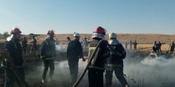الدفاع المدني يخمد 8 حرائق في دير الزور ويمنع امتداد النيران دون وقوع إصابات