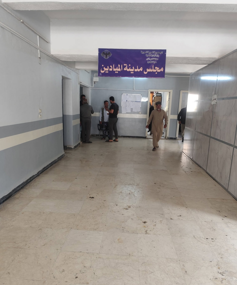 مجلس مدينة الميادين يطلق حملة لإزالة البسطات العشوائية والعربات المخالفة من شوارع المدينة
