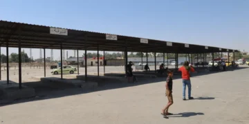 إضراب سرافيس الحسكة يتواصل لليوم الثاني احتجاجاً على إلغاء المازوت المدعوم