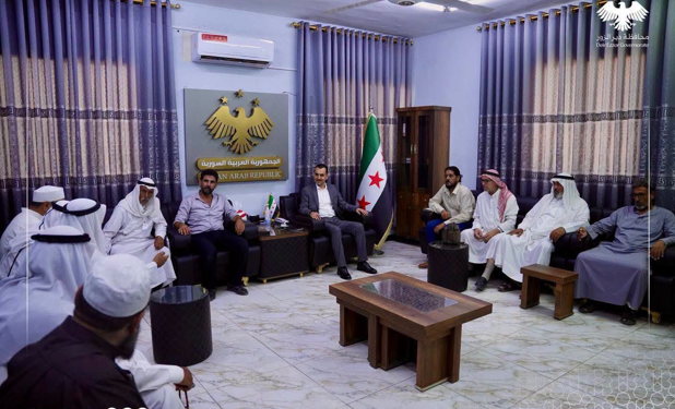 مدير منطقة الميادين يبحث مع أهالي القورية واقع الخدمات وسبل تحسينها